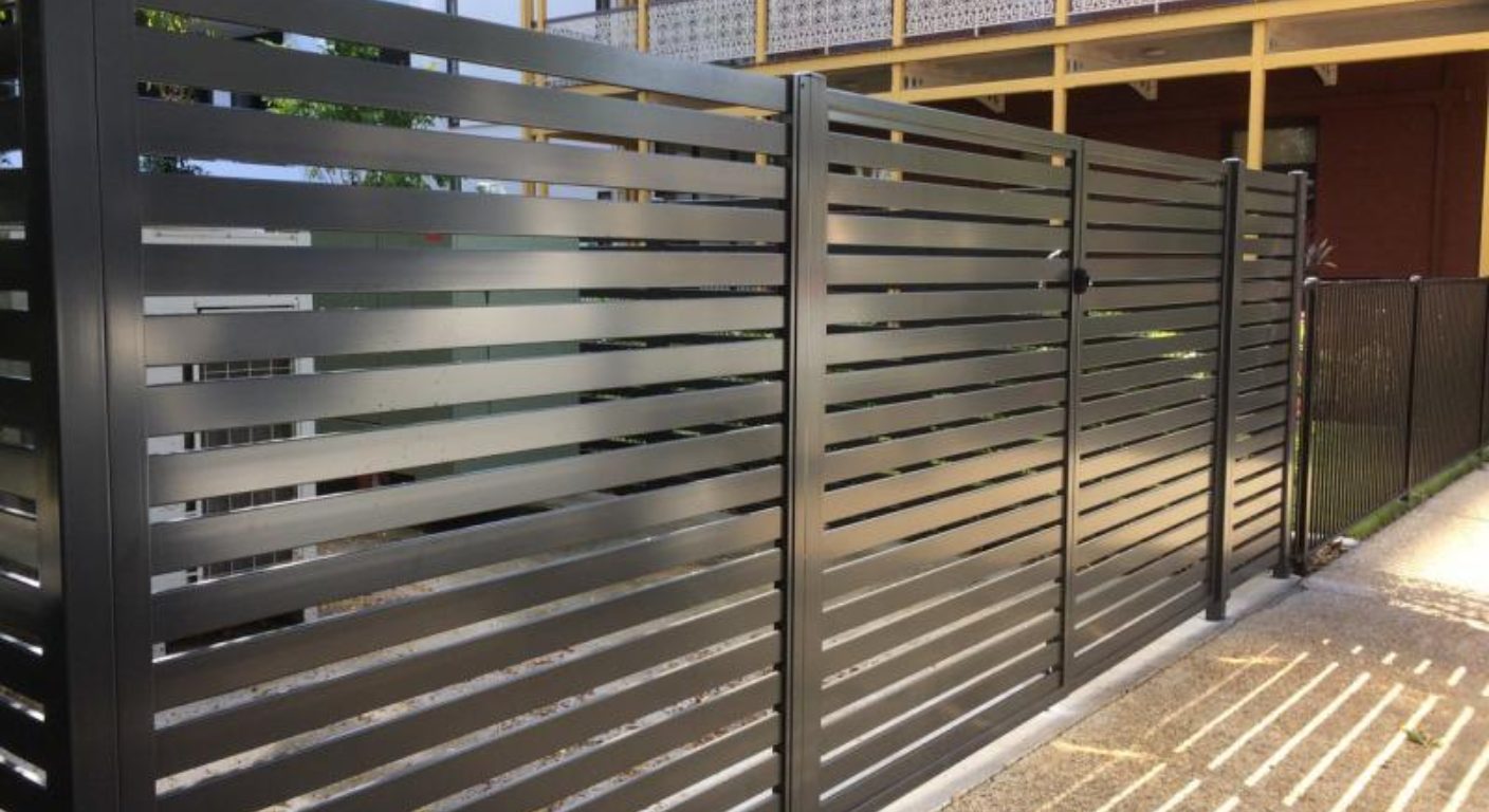 Modern Backyard Privacy Ideas Using Black Aluminum Fencing