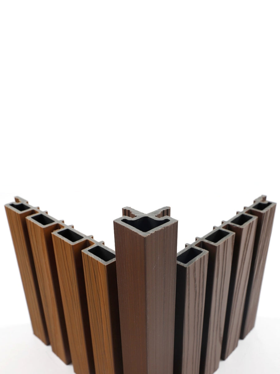 Composite Outside Corner Trim  90° External Corner
